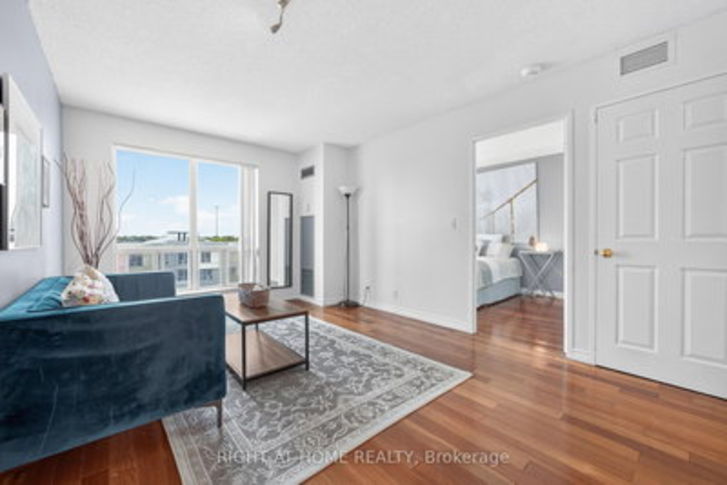 1 Lee Centre Drive, Toronto rendering 1