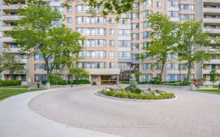 100 County Court Boulevard, Brampton rendering 1