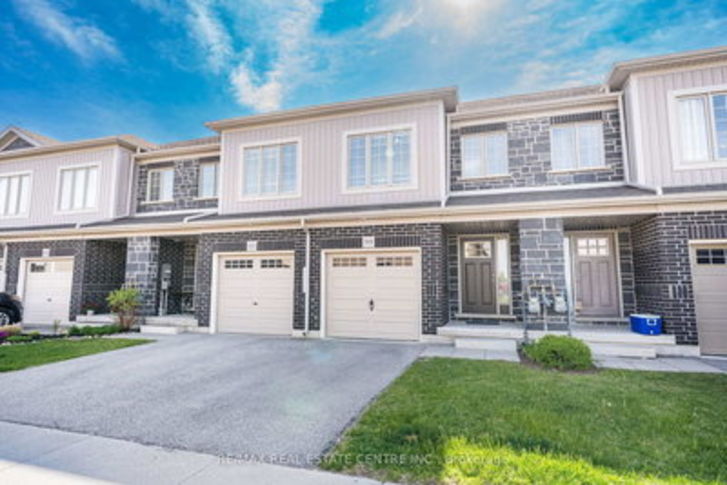 135 Hardcastle Drive, Cambridge rendering 1