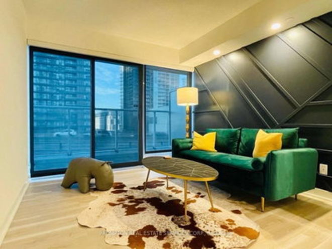 17 Bathurst Street, Toronto rendering 1