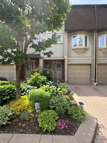 200 Burnhamthorpe Road, Mississauga rendering 1