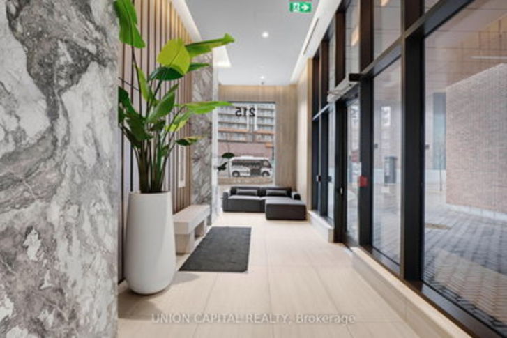 215 Lakeshore Road, Mississauga rendering 1