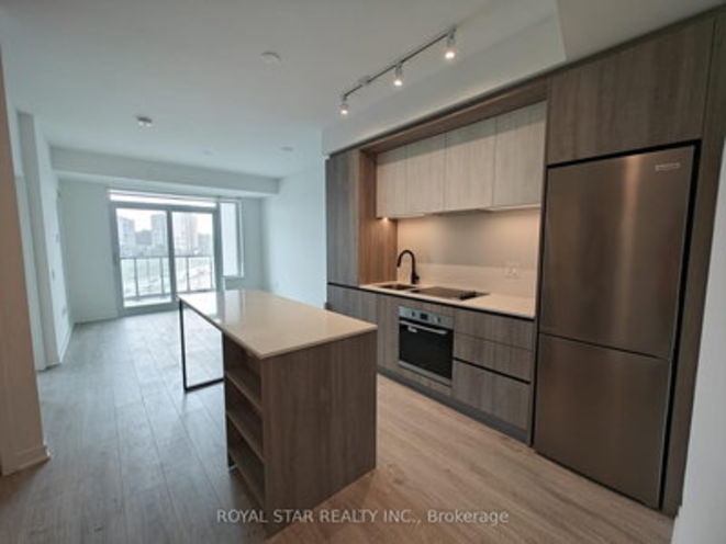 2495 Eglinton Avenue, Mississauga rendering 1