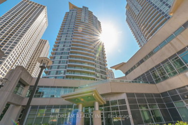 33 Elm Drive, Mississauga rendering 1