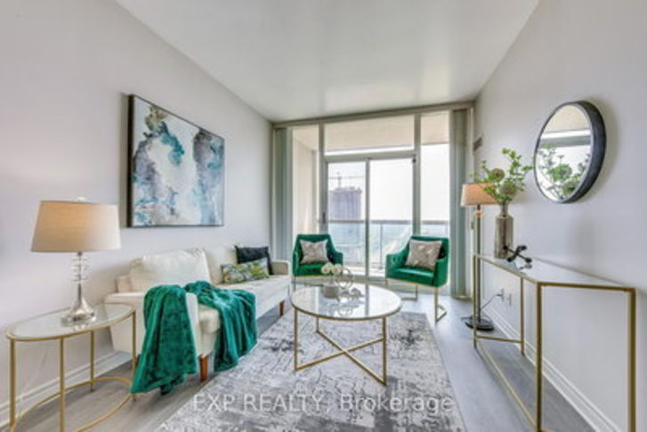 3504 Hurontario Street, Mississauga rendering 1