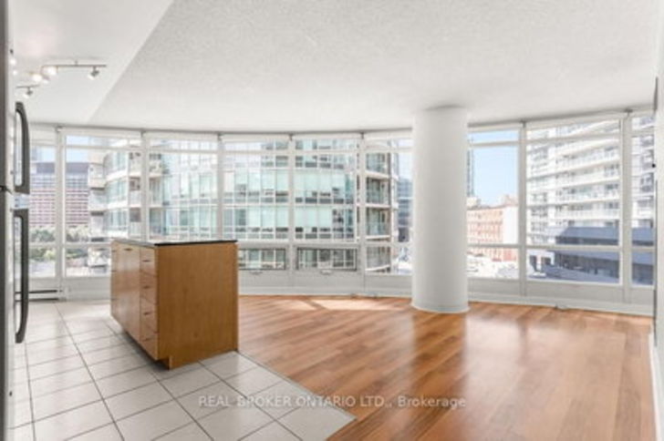 361 Front Street W, Toronto rendering 1