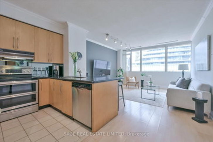 555 Yonge Street, Toronto rendering 1