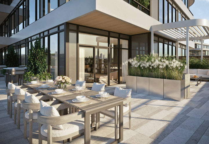 8188 Yonge Condos, Outdoor Patio Lounge with Dining