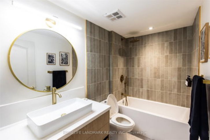 9 GREENBRIAR Road, Toronto rendering 1