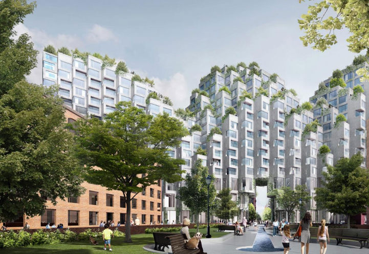 Looking at BIG King Toronto Condos from the Street