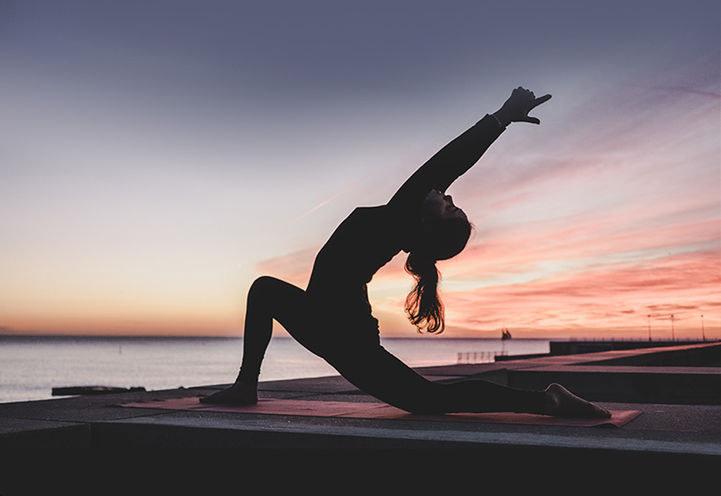 Lakeview DXE Club Yoga at Sunrise