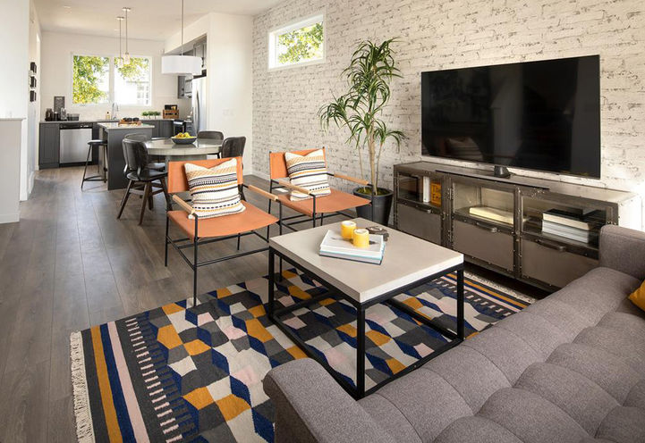 Mahogany Lakeside Living - Open Concept Lower Level