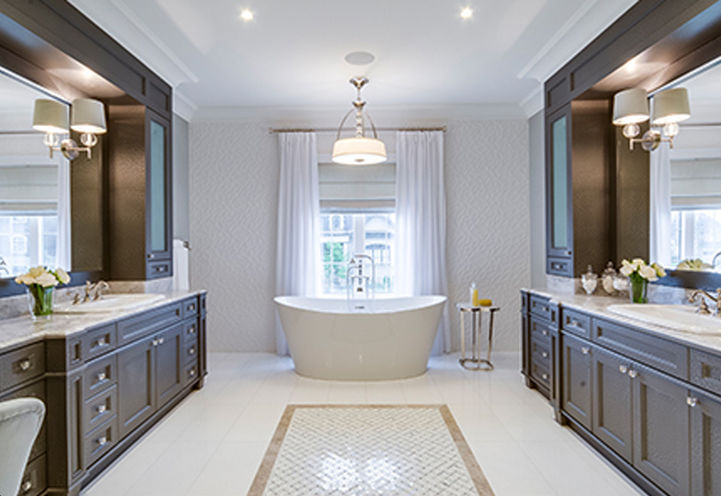 Park Mills Homes Ensuite Bathroom with Free Standing Soaker Tub