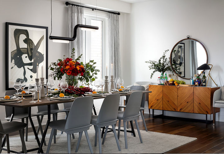 Simcoe Landing Interior View of Dining Room