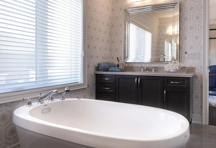 Traditions of Country Lane - Bathroom